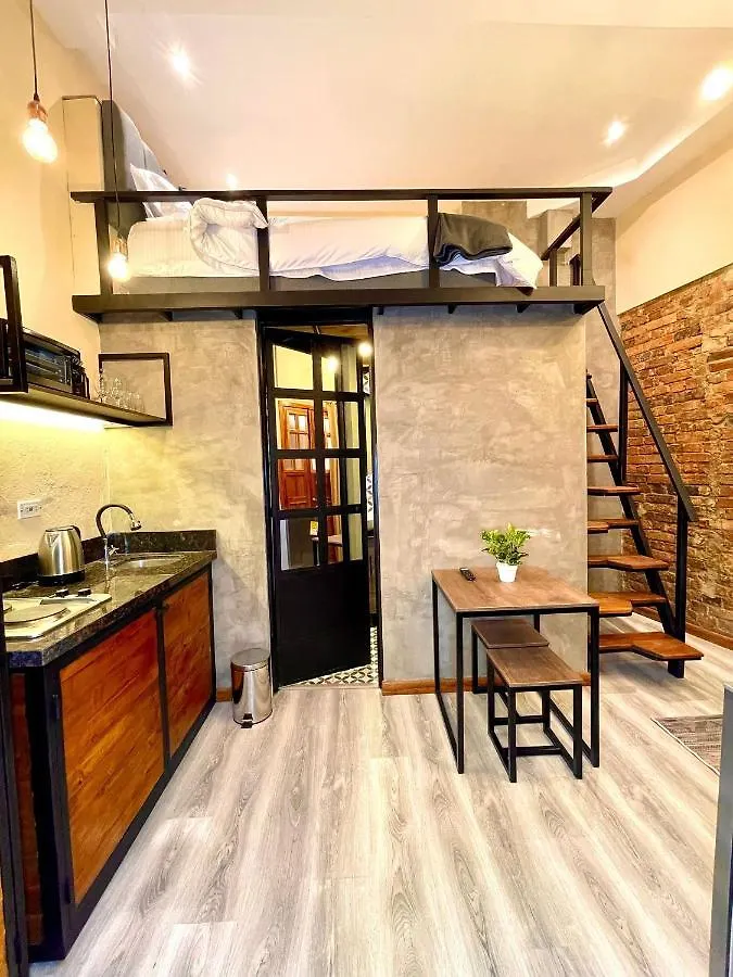107 Boutique Aparta Suite En Mansion Siglo XIX Bogota 0*,  Colombia